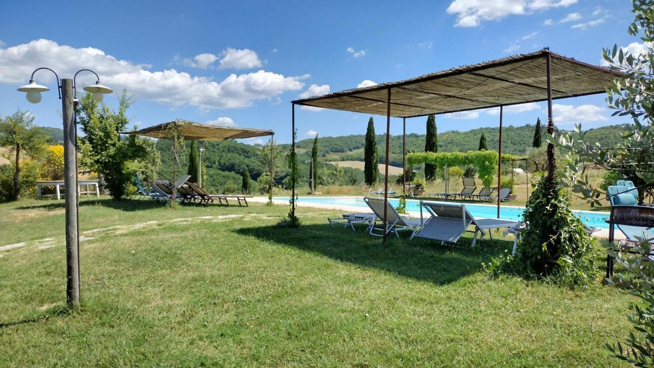 Casale Refoli Guest House Casole dʼElsa Екстериор снимка