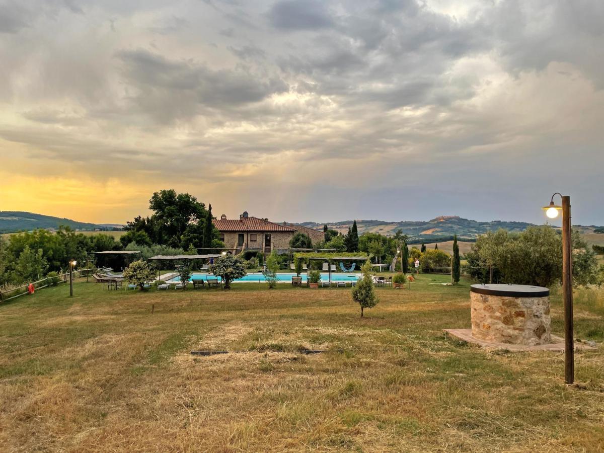 Casale Refoli Guest House Casole dʼElsa Екстериор снимка