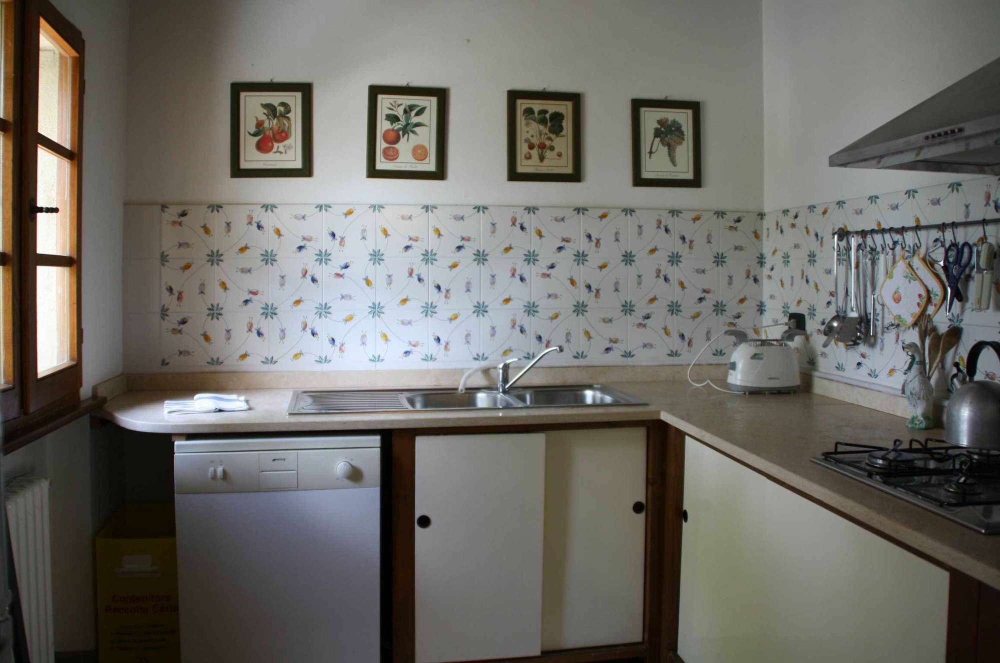 Casale Refoli Guest House Casole dʼElsa Екстериор снимка