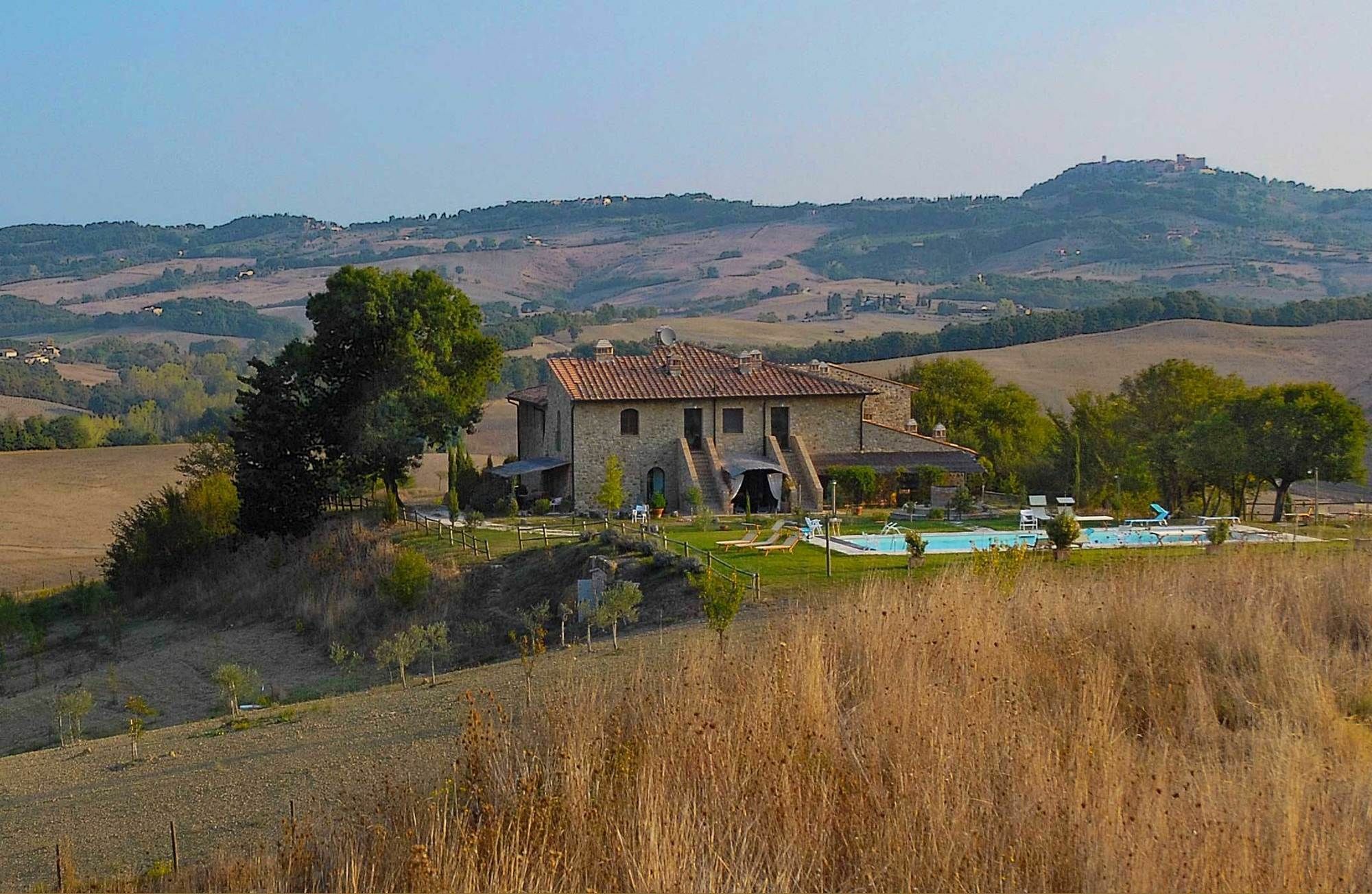 Casale Refoli Guest House Casole dʼElsa Екстериор снимка